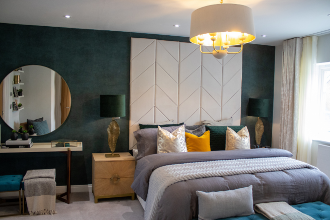 Damask bedroom2
