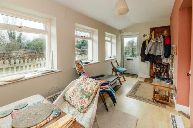 4 bed Terraced for sale Image 12