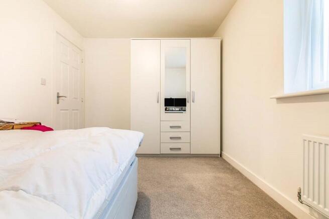 3 bed Semi-Detached to rent Image 6
