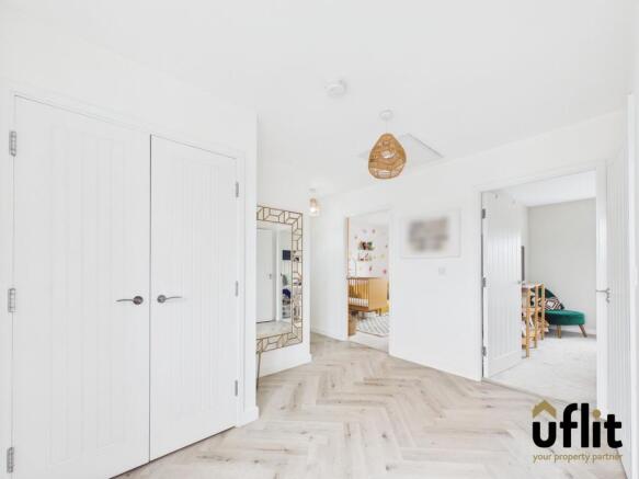 2 bed Apartment for sale Image 5