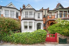 31, Dukes Avenue, Hornsey, London N10 2PX