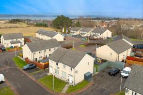 21, Resaurie Gardens, Smithton, Inverness IV2 7JY