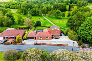 Robin Hill, Gorsey Lane, Ashton-under-lyne OL6 9BT