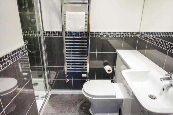 Master En-suite