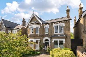 76, Palace Road, London SW2 3JX