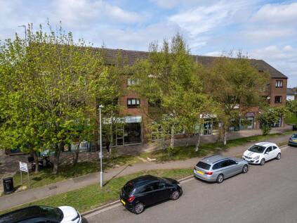 Elm Farm Road, Aylesbury, HP21