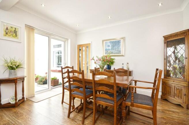 Open Plan Kitchen/Living Area
