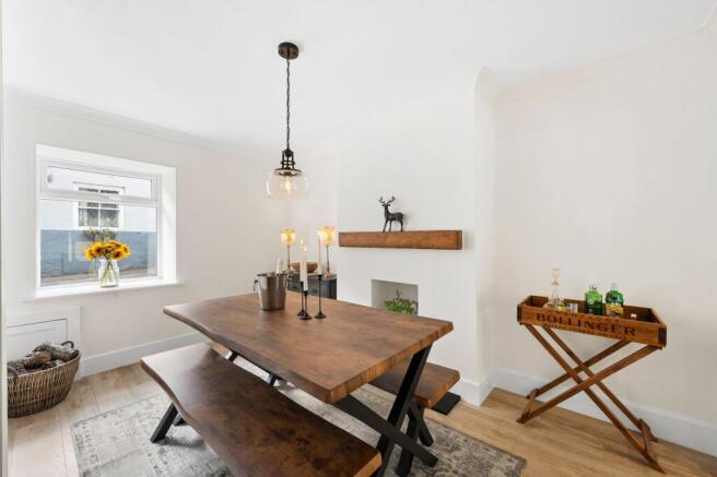 3 bed Terraced for sale Image 6