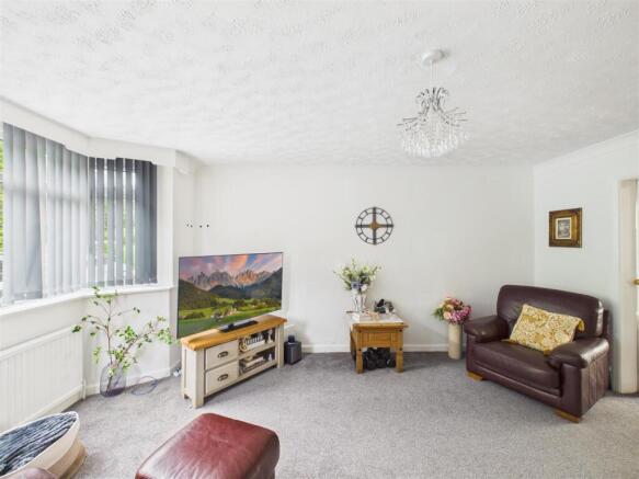 3 bed House for sale Image 6