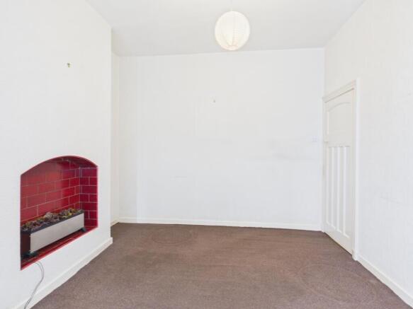 CAM03729G0-PR0252-STILL002