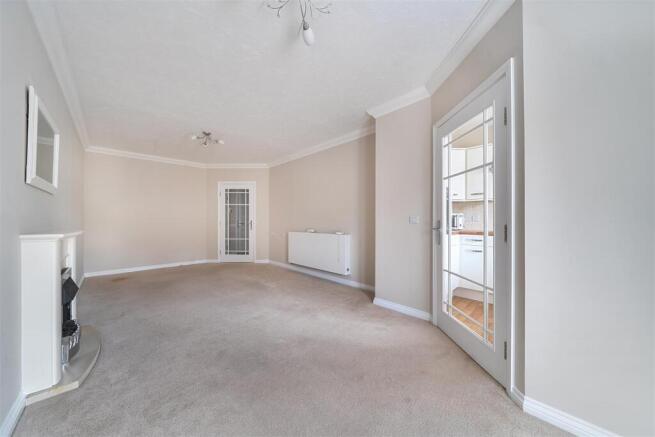 Atkins Lodge, Orpington, Greater London photo 4