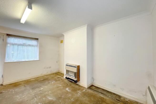 2 Rosemount Gardens, Musbury Road, Axminster, EX13 5AE