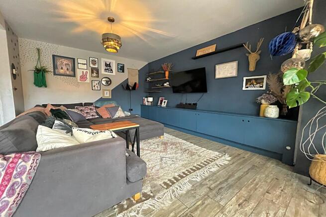 Living/ Dining Kitch