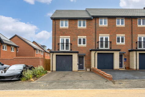Panama Drive, Whitehouse, Milton Keynes, MK8 1FR
