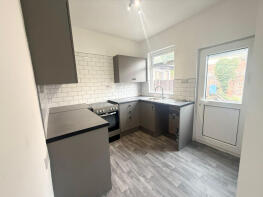 4, Crown Yard, South Kirkby, Pontefract WF9 3BJ