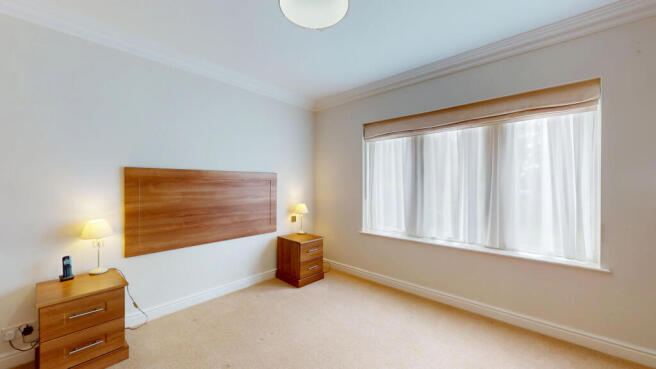 2 bed Apartment to rent Image 12