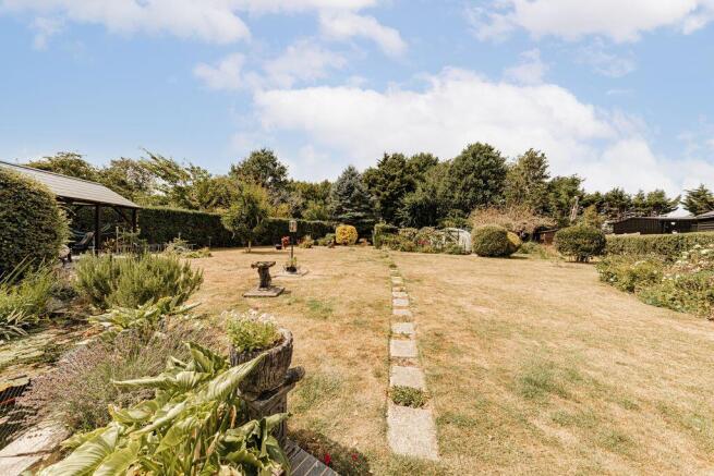 Woodnesborough photo 4