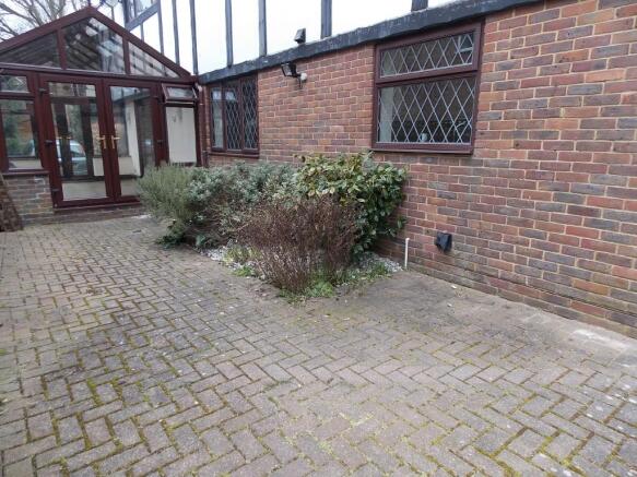 Side patio