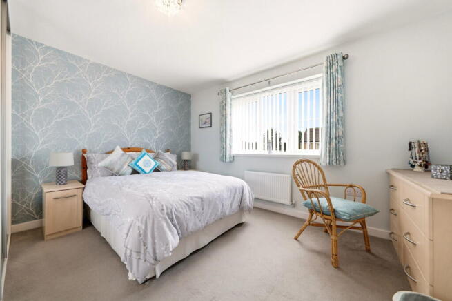 4 bed Detached for sale Image 11