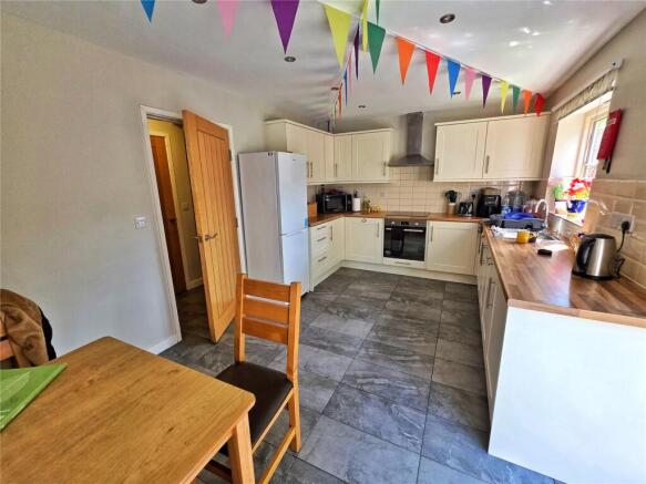 Kitchen/Dining