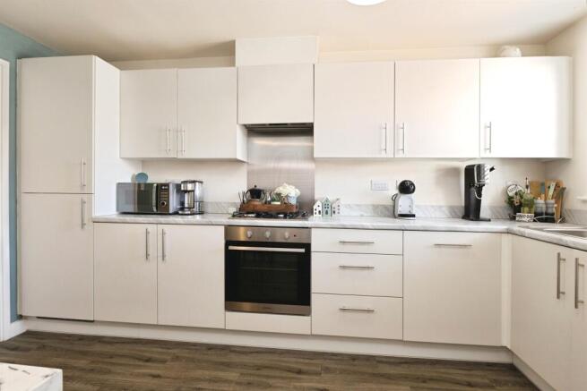 3 bed Semi-Detached for sale Image 5