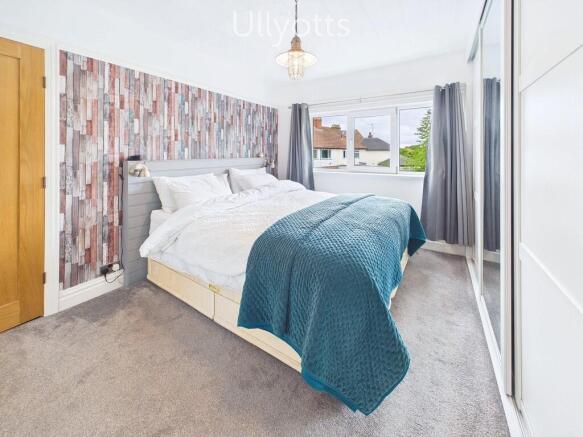 4 bed Semi-Detached for sale Image 12