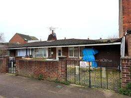 Roslyn, Bunyan Road, Bedford MK42 9JB
