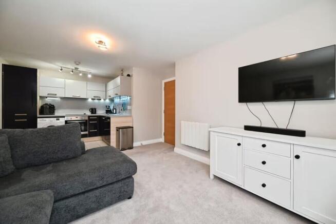 Open Plan Lounge/Kitchen