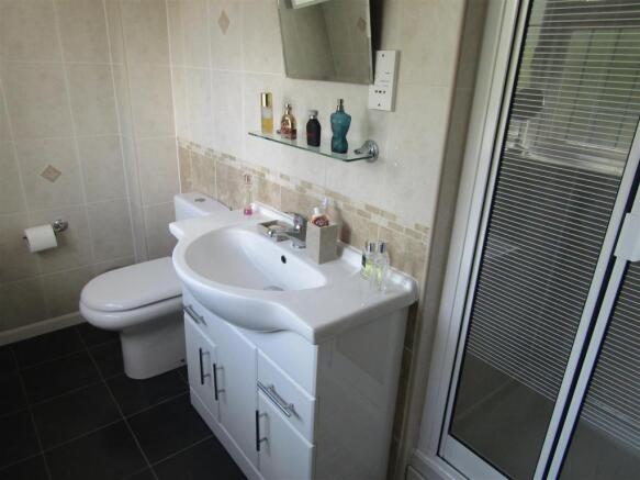 Ensuite