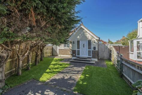 Sunny Close, Goring-By-Sea, BN12 4BD