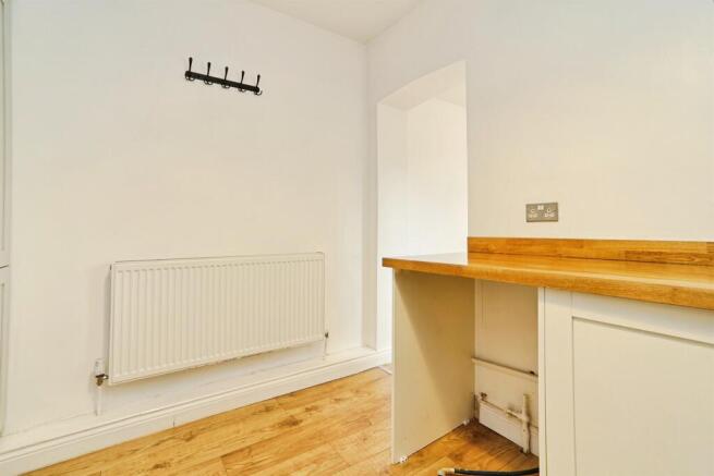 2 bed End of Terrace for sale Image 8
