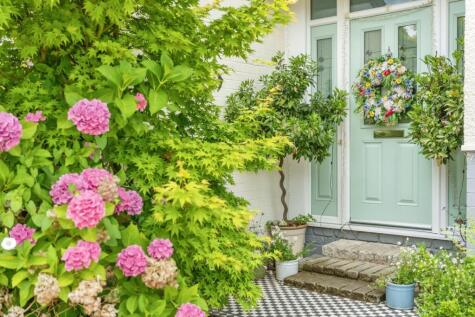 Greenall Avenue, Penketh, Warrington, Cheshire, WA5