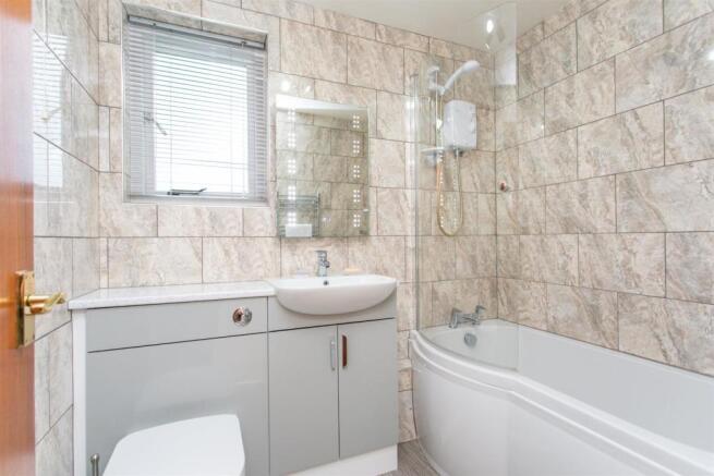 Bathroom A.jpg