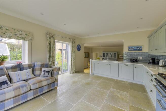 Hawthorn House ph30.jpg