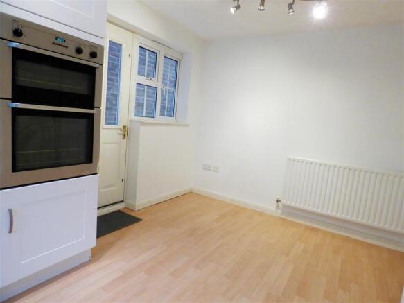 Kitchen/Breakfast Ro