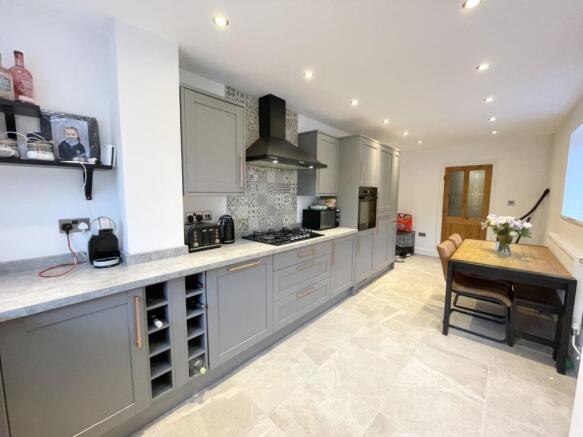 Kitchen/Breakfast Room