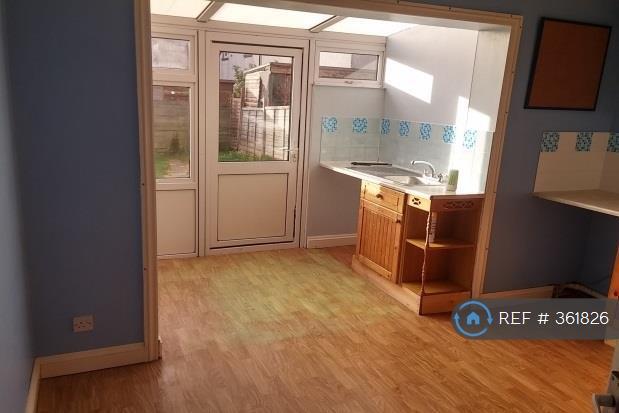 Kitchen To Conservatory/Garden 