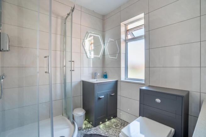 3 bed Semi-Detached for sale Image 10