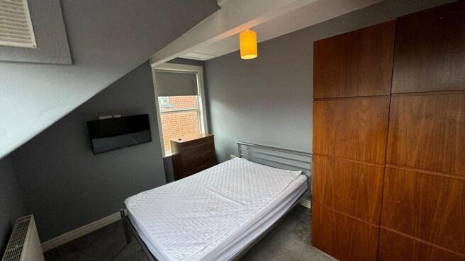 3 bed End of Terrace to rent Image 8