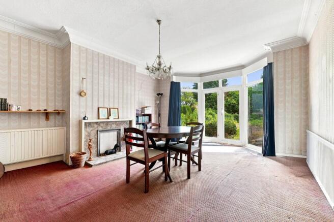 6 bed Detached for sale Image 6
