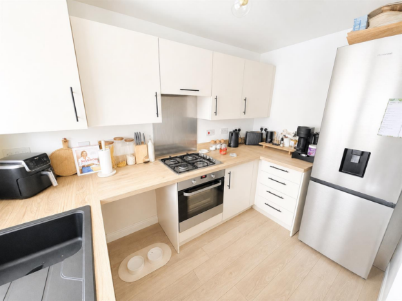 kitchen 2.png