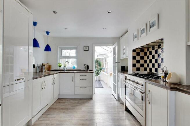 Kitchen.jpg