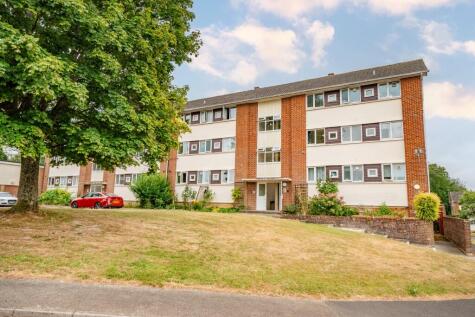 Highlands Road, Andover, SP10 2QA