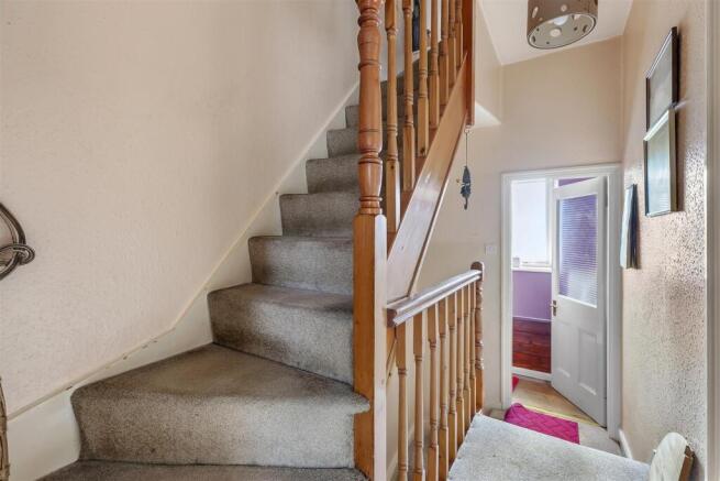 3 bed Terraced for sale Image 5