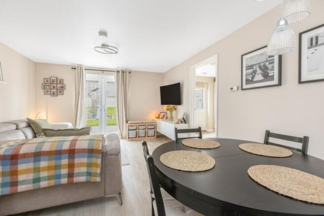 24 Bellwood Place, Penicuik, EH26 0GF photo 4