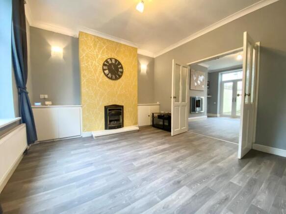 reception room 1.jpg