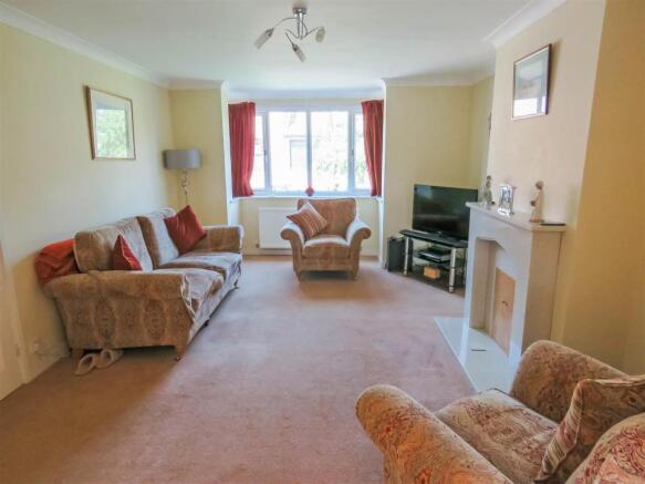 Living Room 2.JPG