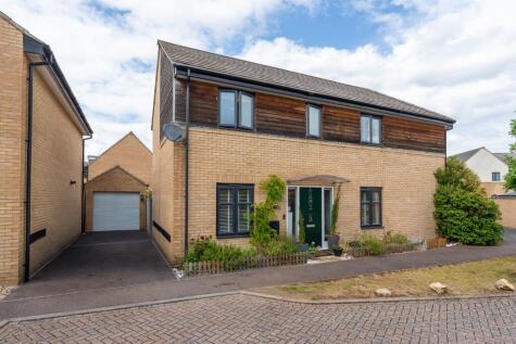 Wren Close, St. Ives, Cambridgeshire, PE27 5DW