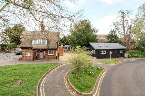 Stoke Road, Guildford, Surrey, GU1