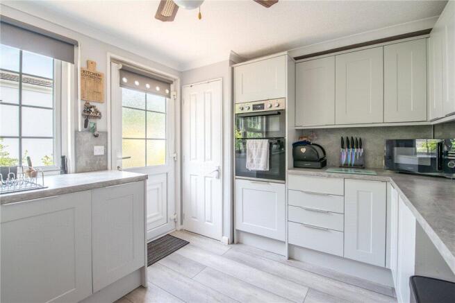 2 bed Bungalow for sale Image 6